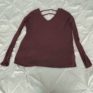 SO Women's V-Neck Long Sleeve Top - Maroon